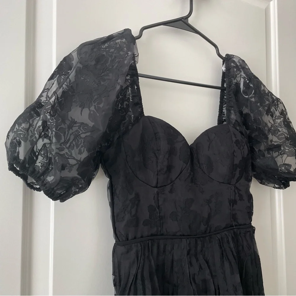 New Years Eve Lulus Black Floral Jacquard Pleated Midi Dress Size XS - Picture 7 of 10